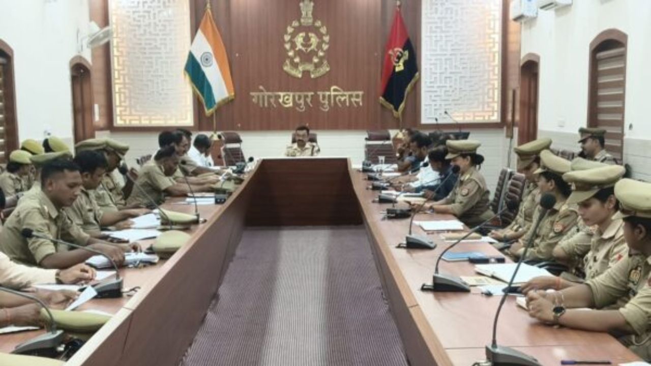 बच्चों की पहचान छिपाना होगी पहली जिम्मेदारी… गोरखपुर में पुलिस ने बाल सुरक्षा को लेकर कसे अफसरों के पेंच