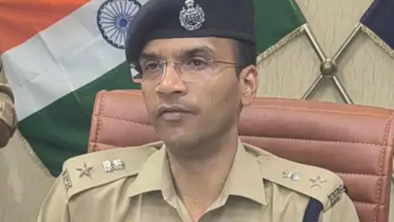 कांवड़ यात्रा से पहले मेरठ पुलिस में बड़ा फेरबदल, 178 पुलिसकर्मियों के तबादले, 33 चौकी प्रभारी बदले