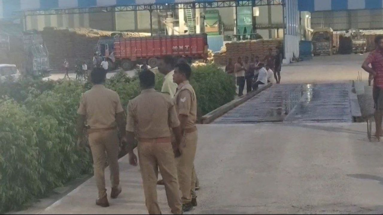 महराजगंज में IT का मेगा ऑपरेशन: दूसरे दिन भी दो राइस मिलों में डटी रही आयकर टीम, करोड़ों कैश की चर्चाओं से मचा भूचाल