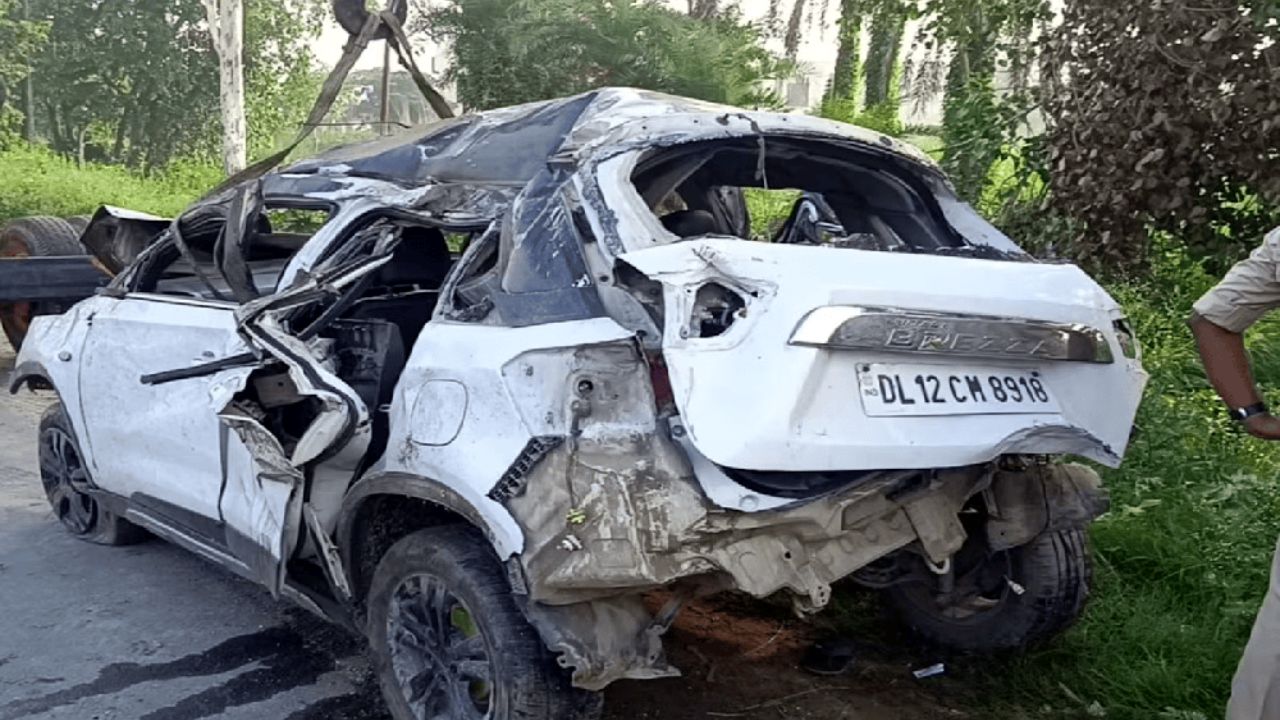 Meerut: चीखों से गूंज उठा दिल्ली-देहरादून हाईवे, पलक झपकते ही तीन दोस्तों की दर्दनाक मौत, लाशें देखकर कांप उठेगा दिल