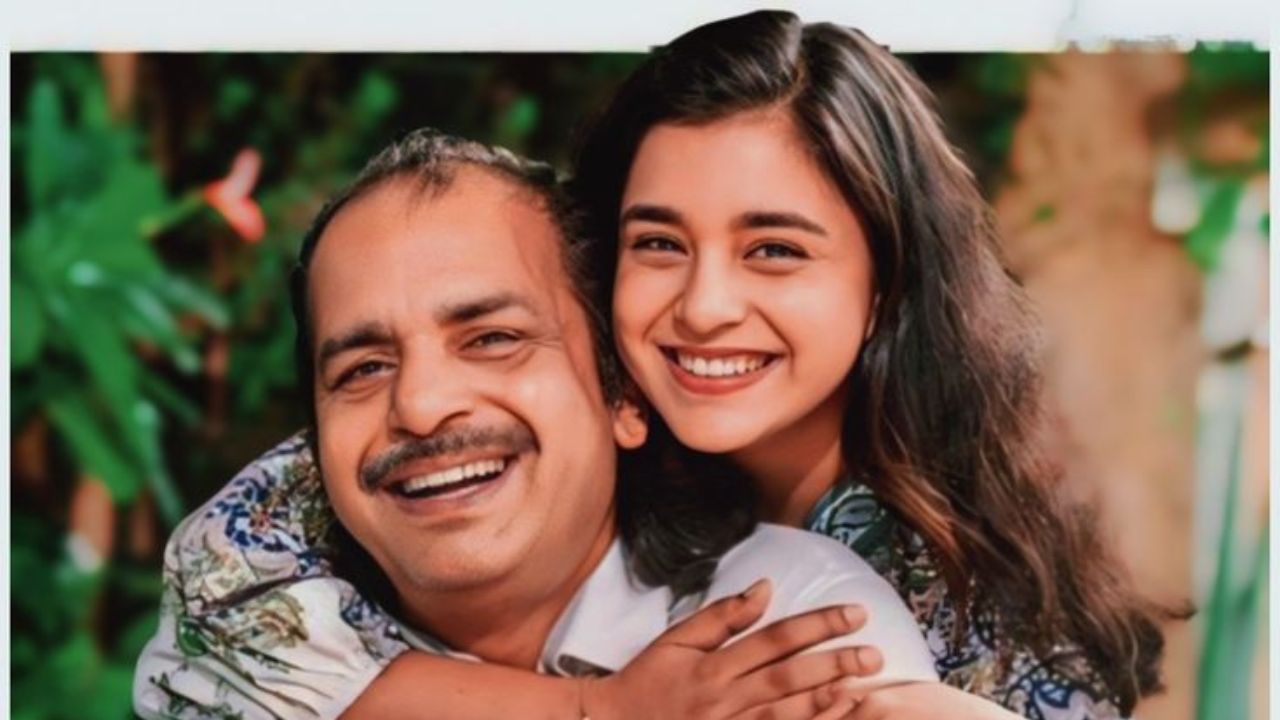 जब आज वह बाजार में कोई चीज़ देखती है, तो पिता का वो सुकून भरा हाथ साथ नहीं होता जो कहता था कि ले लो, मैं दिला दूंगा। अब उसे खुद समझ आता है कि जिंदगी की हर छोटी-बड़ी जरूरत और चुनौती के लिए इंसान को खुद ही खड़ा होना पड़ता है। अब उसे हर मोड़ पर खुद समझदार, तेज और चालाक बनने की भारी कोशिश करनी पड़ती है। (Img- Pinterest)