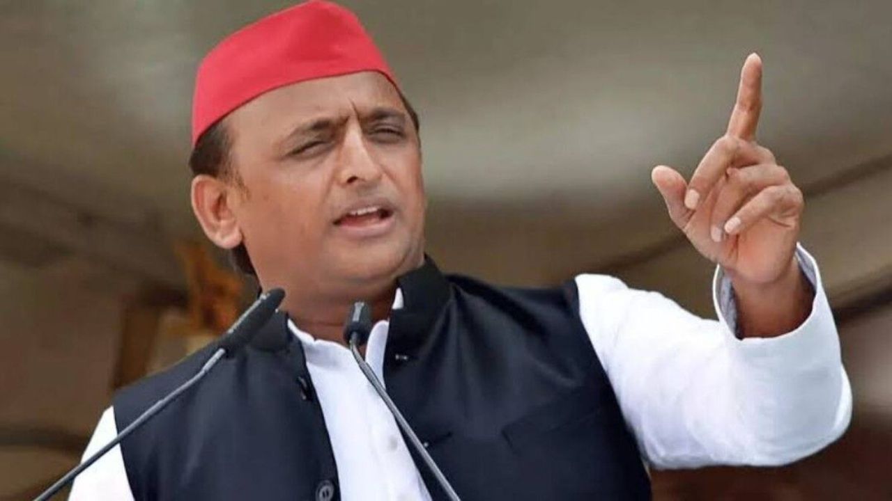 भाजपा 20 हजार देगी या 4.80 लाख का हिसाब? सपा प्रमुख अखिलेश यादव के तंज से गरमाई यूपी की सियासत