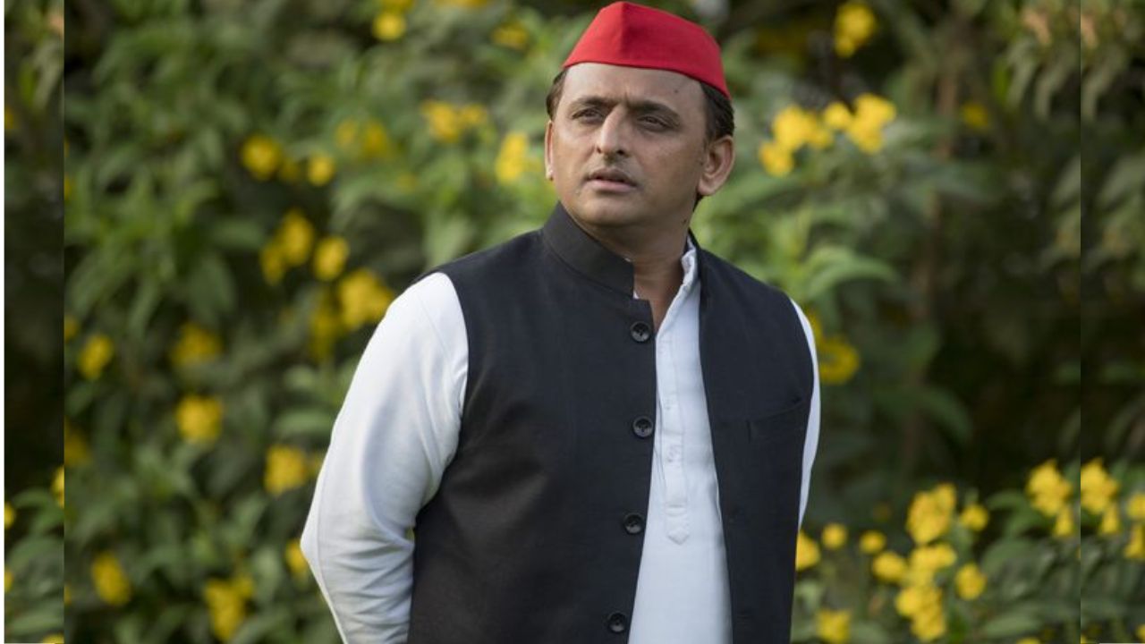 UP Politics: चुनाव से पहले अखिलेश ने लिया बड़ा फैसला, अब इन नेताओं के लिए सपा में नहीं खुलेगा दरवाजा