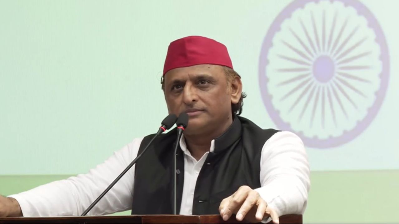 अखिलेश यादव का BJP-RSS पर करारा हमला, बोले- ‘इनके लिए विभाजन ही उत्सव है’, तिरंगा यात्रा पर भी तंज