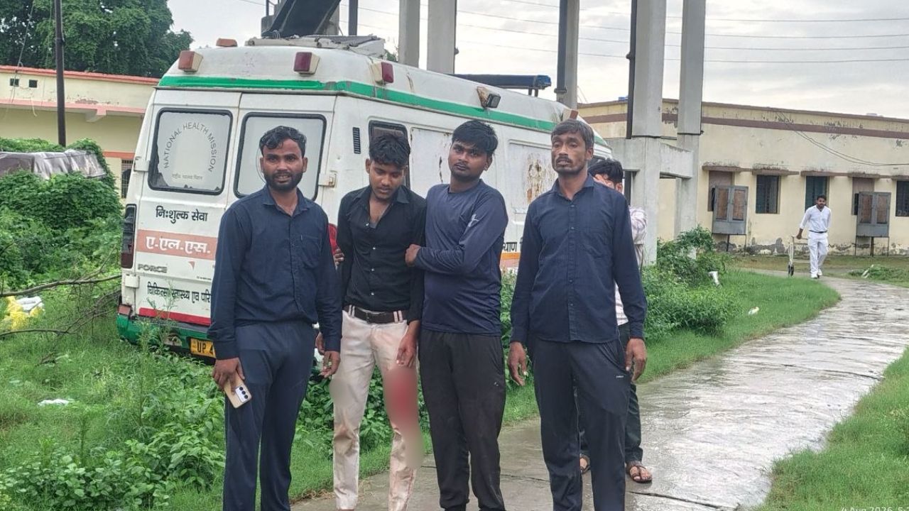 बदायूं में तेज रफ्तार का कहर, पिकअप की टक्कर से बाइक सवार की मौके पर ही मौत, परिवार में पसरा मातम
