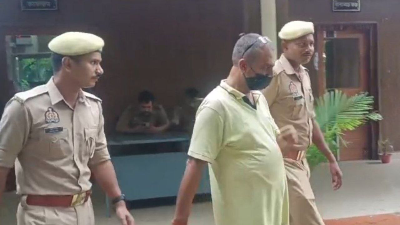 Maharajganj News: 3 मांओं की गोद सूनी, सिसवा में सन्नाटा: ठेकेदार की गिरफ्तारी से भी नहीं कम हुआ परिजनों का दर्द
