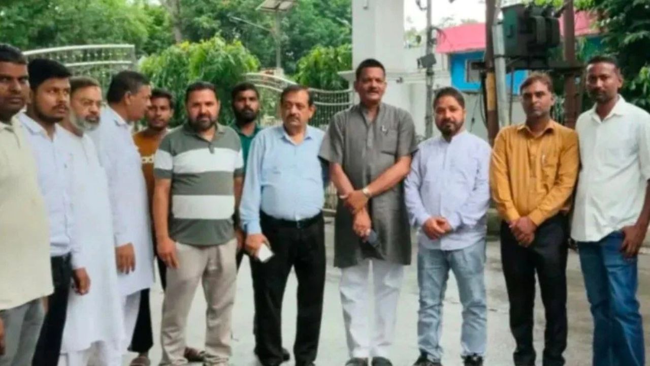 ‘चाय से छिन गई मिठास, आम आदमी बेहाल’! चीनी के दामों में उबाल से बिगड़ा जायका; बाजार में बगावत की आहट