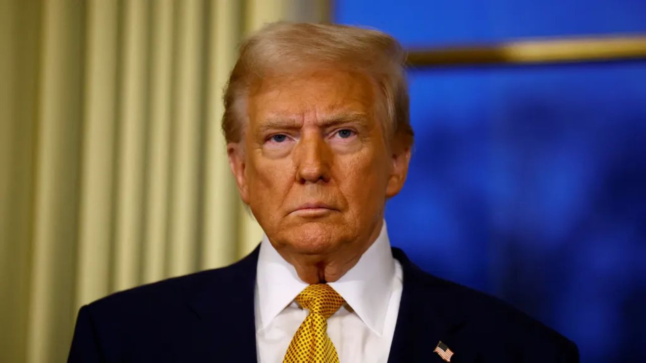 Iran US Conflict: ईरान युद्ध बना ट्रंप के गले की फांस, होर्मुज खोलने की शर्त पर जंग रोकने को तैयार अमेरिका