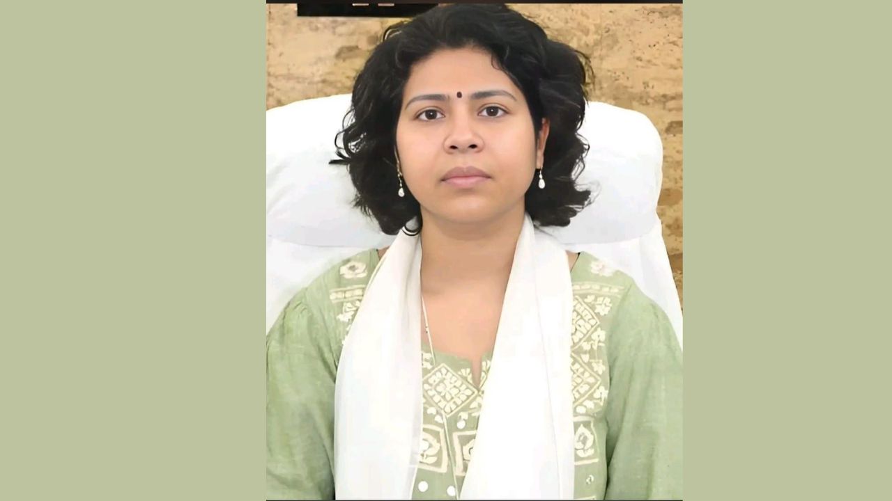 IAS V/s Judge: यूपी में गरमाया IAS दुर्गा शक्ति नागपाल और जज शबीना खान का विवाद; हाईकोर्ट सख्त; जानिए 3 दशक पुरानी कंट्रोवर्सी