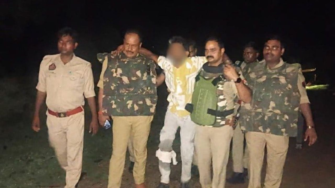 खाकी से लोहा लेने चला था 20 मुकदमों का शातिर: पुलिस और बदमाश के बीच तड़तड़ाई गोलियां, मचा हड़कंप