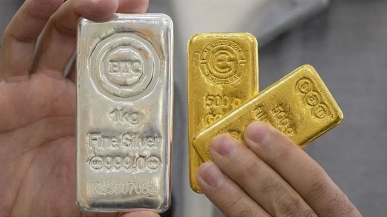 Gold Rate Hike: आसमान छूने लगे सोना-चांदी के दाम, एक झटके में इतने हजार महंगे हुए भाव, तुरंत चेक करें नए रेट