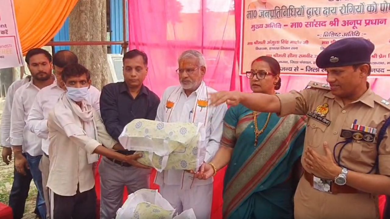 हाथरस जिला अस्पताल में बदली इमरजेंसी की तस्वीर, 20 बेड की नई व्यवस्था शुरू; मरीजों को मिलेंगी ये सुविधाएं