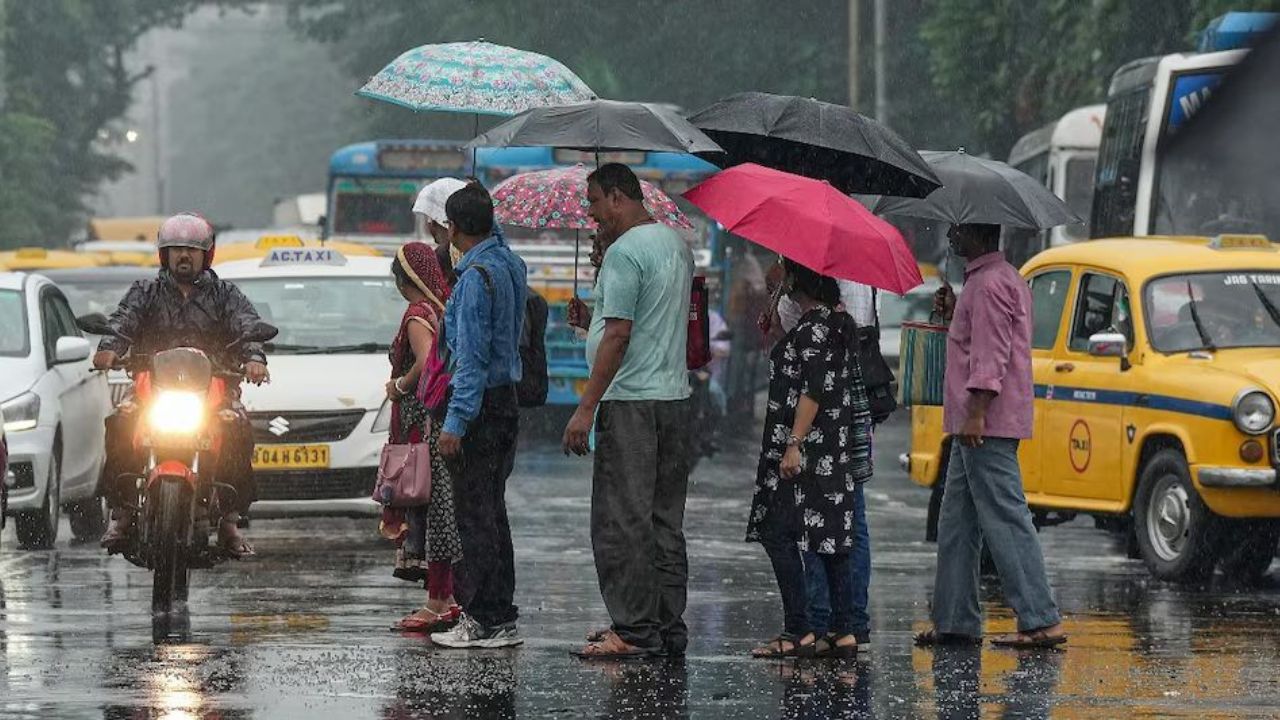 अगले 5 दिन संभलकर! देश के 15 राज्यों में आफत की बारिश, मौसम विभाग ने जारी की सख्त चेतावनी