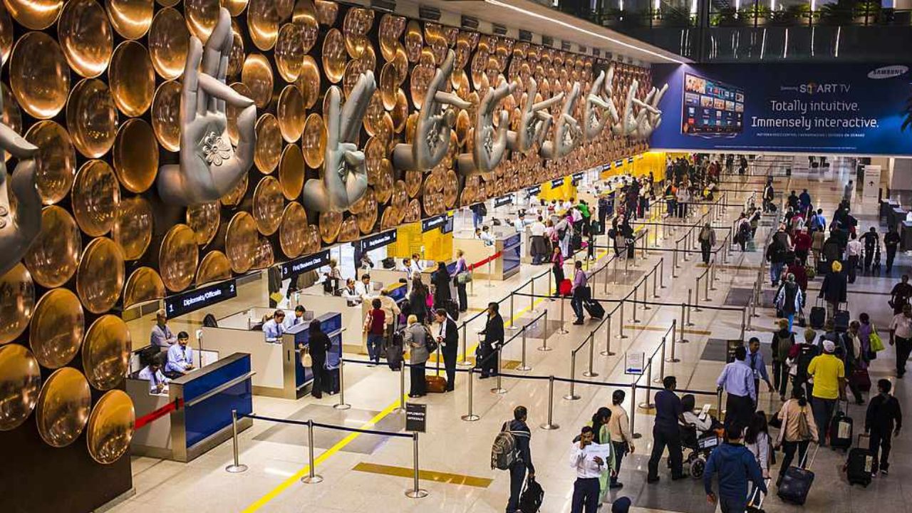 Delhi Airport बना देश का सबसे बड़ा घरेलू एयर हब, अब 90 शहरों से सीधी कनेक्टिविटी