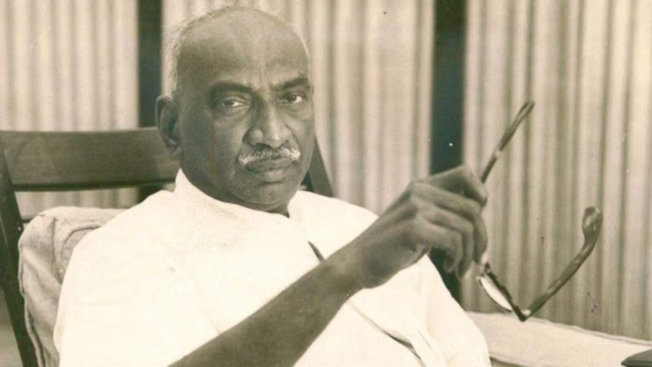 K. Kamaraj: सत्ता मिली, लेकिन नहीं बदली जिंदगी! सादगी के उस नेता की कहानी, जिसने शिक्षा को बनाया सबसे बड़ा हथियार