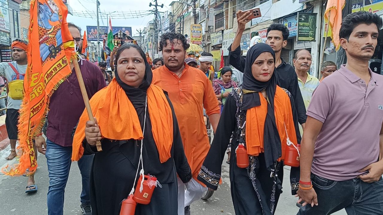 मुस्लिम महिला तमन्ना मलिक ने फिर उठाया कांवड़, रास्ते में दिया ऐसा बयान कि मचा हड़कंप