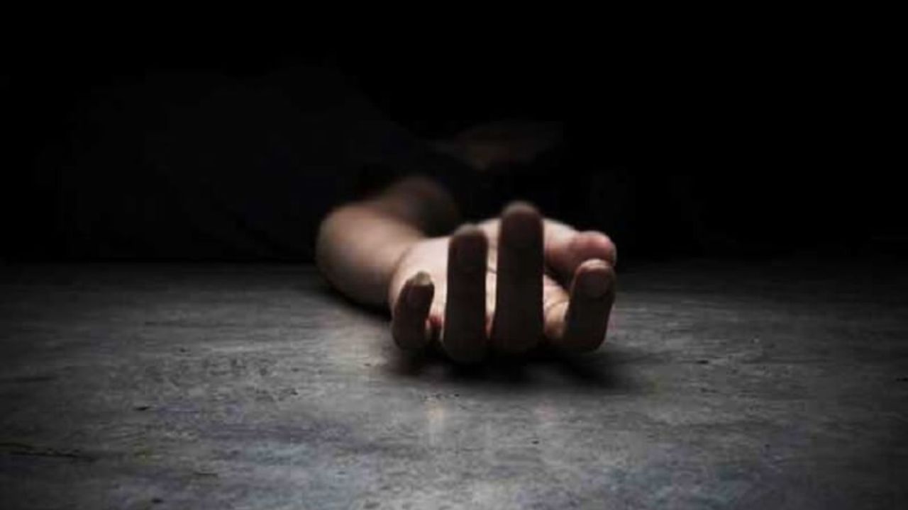 ‘आंखों में इंतजार था, अब सिर्फ आंसू हैं’! परदेस से लौटा था लाडला… किसे पता था बाग में लिखा होगा आखिरी पन्ना