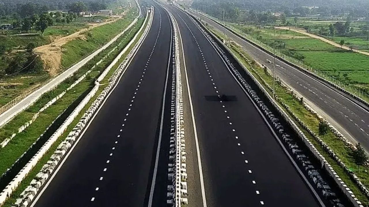 धंसी सड़क, टोल फ्री और बढ़ा ट्रैफिक… लखनऊ-कानपुर एक्सप्रेसवे फिर चर्चा में