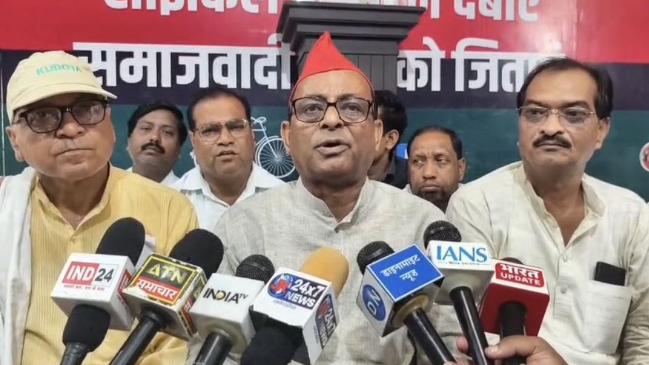 मैनपुरी में सपा नेता का बड़ा दावा, 2027 में किसकी बनेगी सरकार? BJP पर लगाए गंभीर आरोप