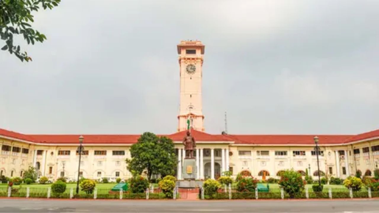 भरत तिवारी एनकाउंटर कांड से घिरे अफसर की फिर वापसी: बिहार में 59 IAS-BAS अधिकारियों के तबादले से मचा हड़कंप