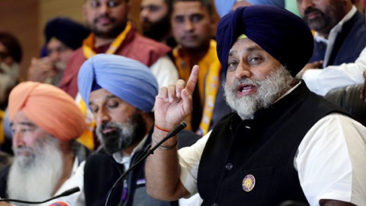 अकाली दल ने बढ़ाया हाथ, BJP ने कर दिया इनकार! 117 सीटों पर अकेले लड़ने के ऐलान से पंजाब में गड़बड़ाया चुनावी गणित