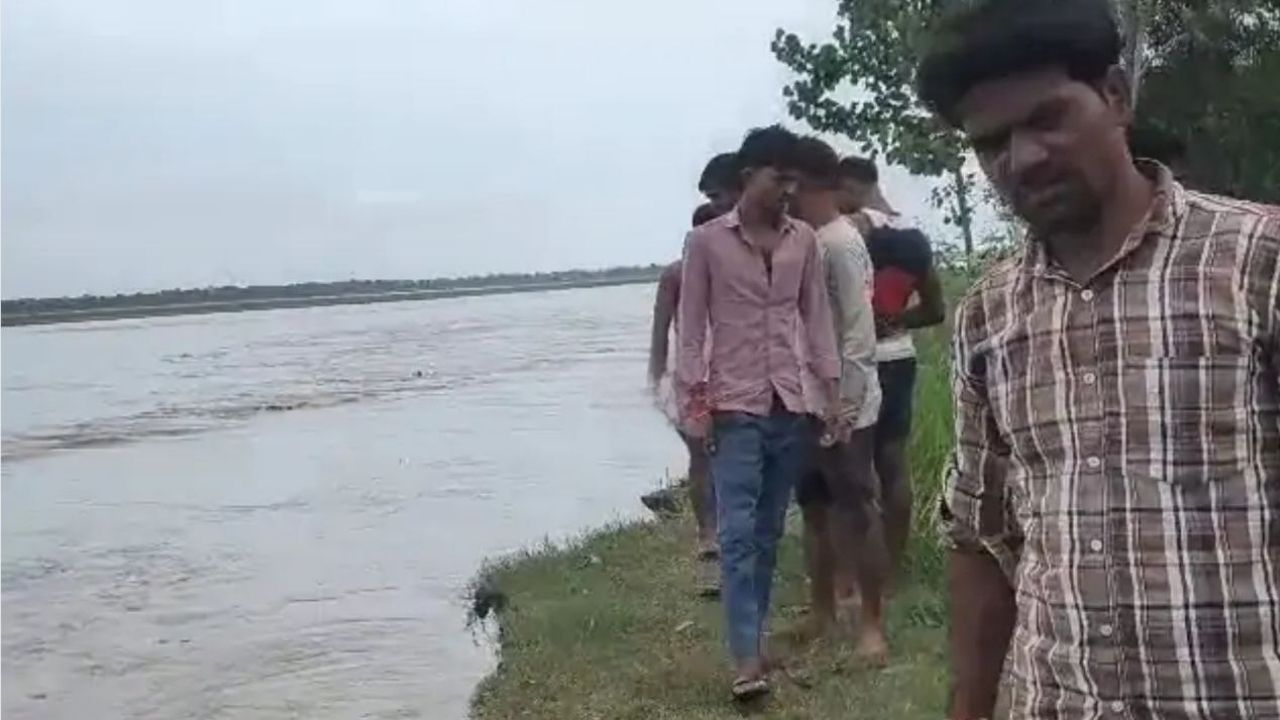 मेहनत पर फिरा पानी, नदी में समाई तैयार फसल; सीतापुर में शारदा का कहर जारी