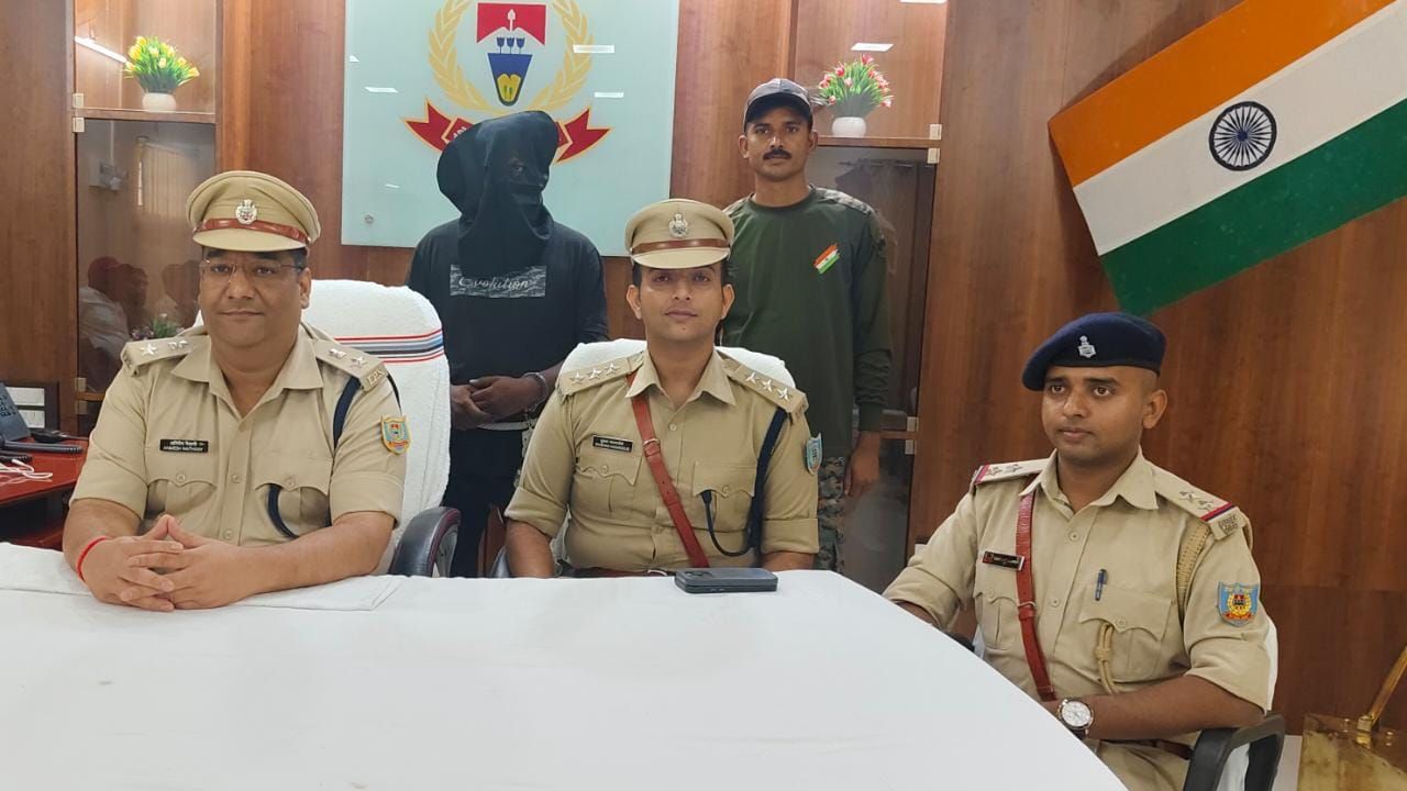 85 बोरियों में छिपा था करोड़ों का डोडा, चतरा पुलिस ने ऐसे किया पंजाब के तस्कर के नेटवर्क का पर्दाफाश