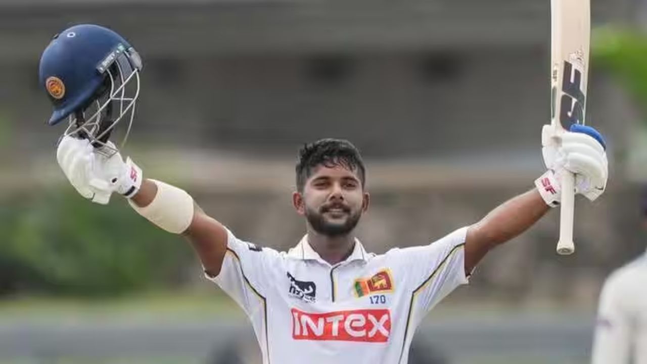 SL vs IND: गौतम गंभीर का प्लान फ्लॉप! 23 साल के सोनल दिनुषा ने कोलंबो टेस्ट की दोनों पारियों में ठोका शतक, रचा इतिहास