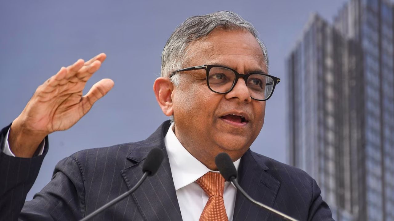 Tata Group Chairman Resigned: टाटा ग्रुप के चेयरमैन एन चंद्रशेखरन का इस्तीफा, AGM से पहले खलबली