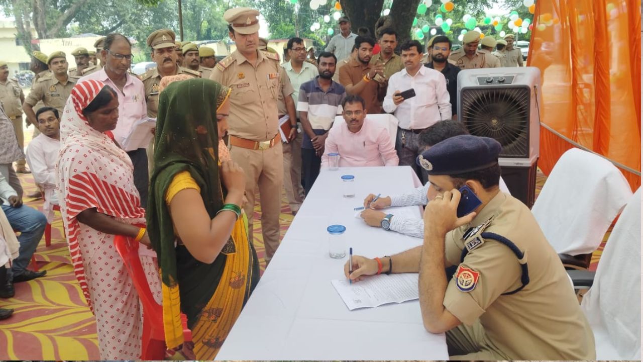 ‘जनता की सुनवाई, जवानों का ख्याल’ सिद्धार्थनगर में DM-SSP का कड़ा रुख, नई सहूलियतों का आगाज
