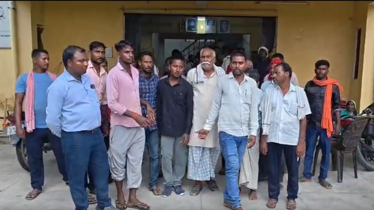 Mirzapur News: 26 लाख के बकाये ने खोला बड़ा राज, गल्ला व्यापारी के फरार होते ही किसानों ने उठाया ये कदम