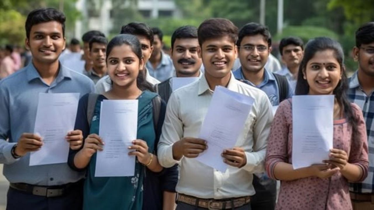 यूपी में सरकारी शिक्षक बनने का रास्ता साफ: LT Grade मुख्य परीक्षा के प्रवेश पत्र जारी, डायरेक्ट लिंक यहां