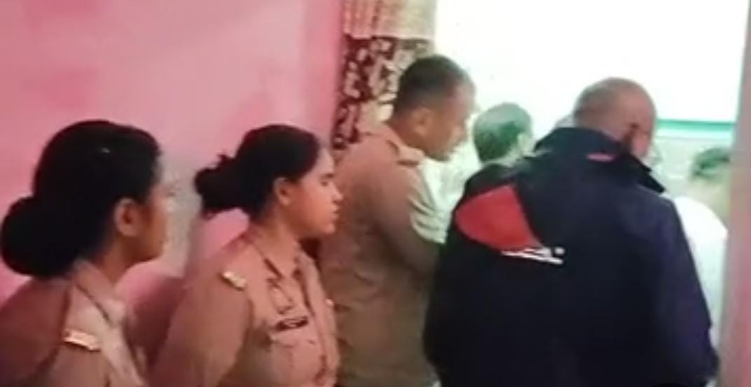 घर में फंदे से लटका मिला विवाहिता का शव, मौत की खबर फैलते ही गांव में मची सनसनी