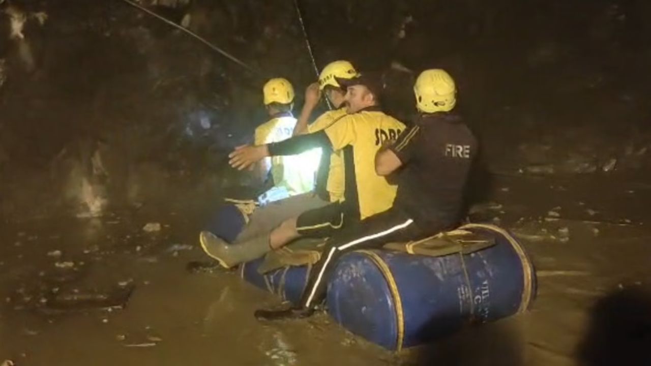 चमोली टनल हादसे में बढ़ा मौत का आंकड़ा, करीब 9 लोगों की मौत, अब तक इतने लोग बचाए गए