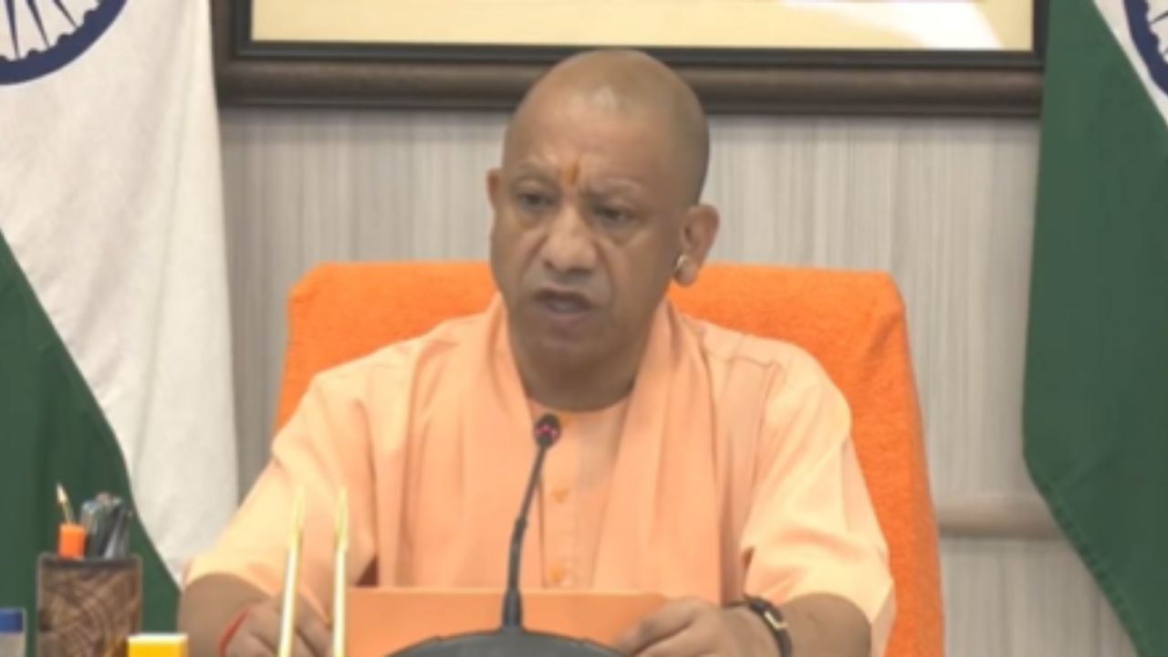 रक्षाबंधन पर बहनों के लिए योगी सरकार का बड़ा तोहफा, इन महिलाओं को हमेशा के लिए मिलेगी फ्री रोडवेज बसों की सुविधा