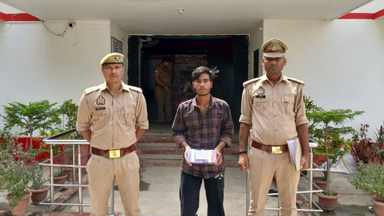 एक झगड़ा और बदल गई कहानी! देवरिया में चाकूबाजी के आरोपी की गिरफ्तारी से खुला बड़ा मामला