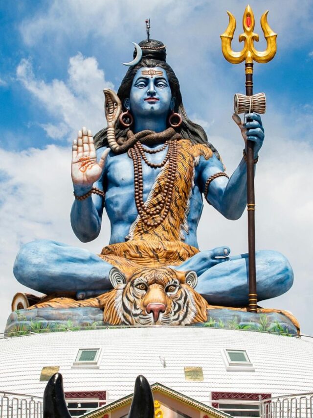 सावन सोमवार के व्रत में क्या खाएं और किन चीजों से करें परहेज?