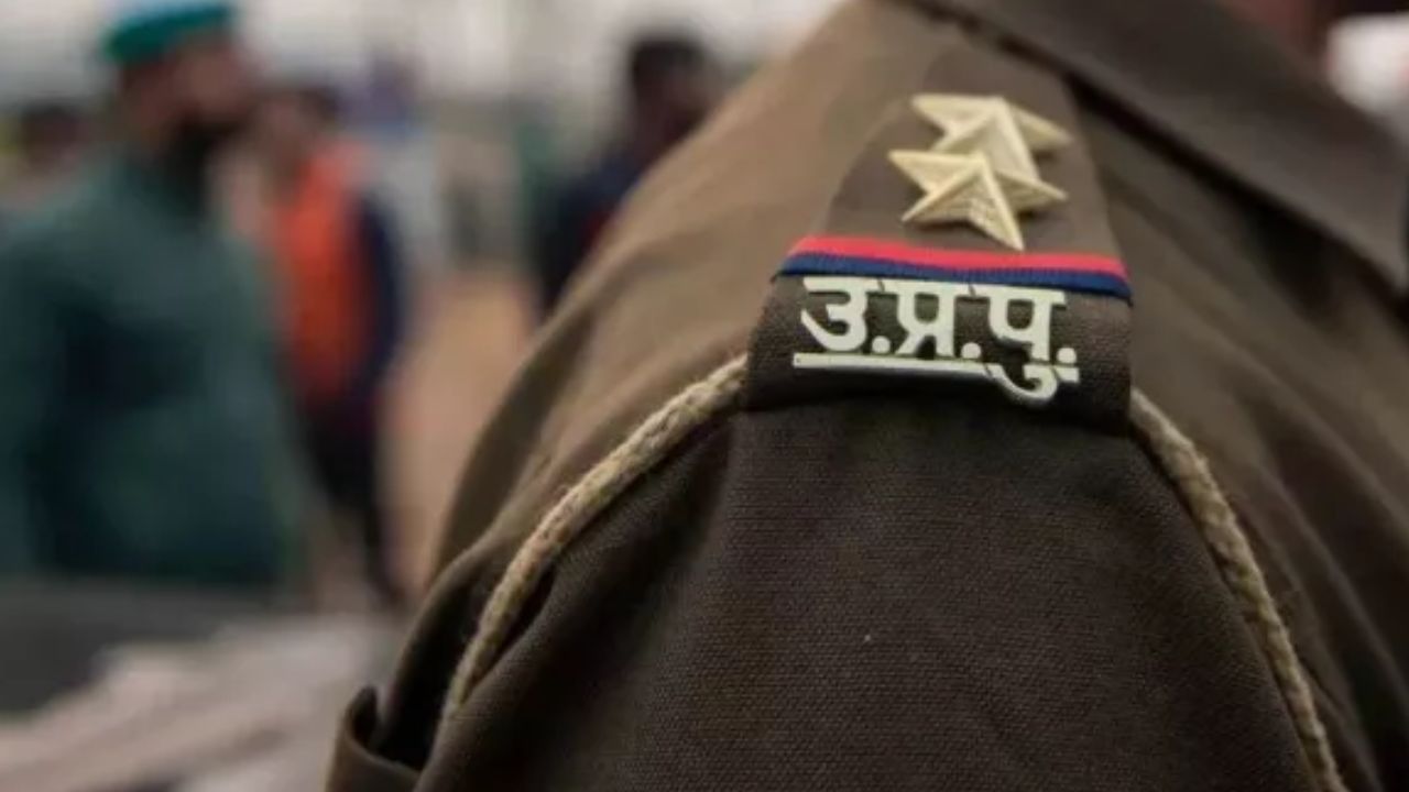 “30-30 करवा दो…” जिसको लगी गोली, दरोगा साहब उसी से मांगे पैसे, वीडियो वायरल हुई तो…