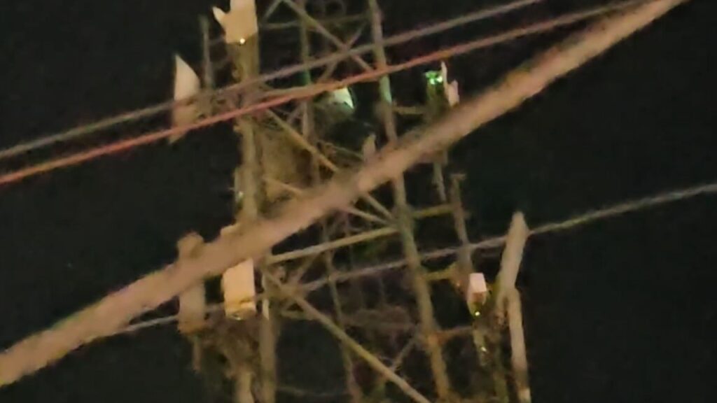 etah news, mobile tower 1
