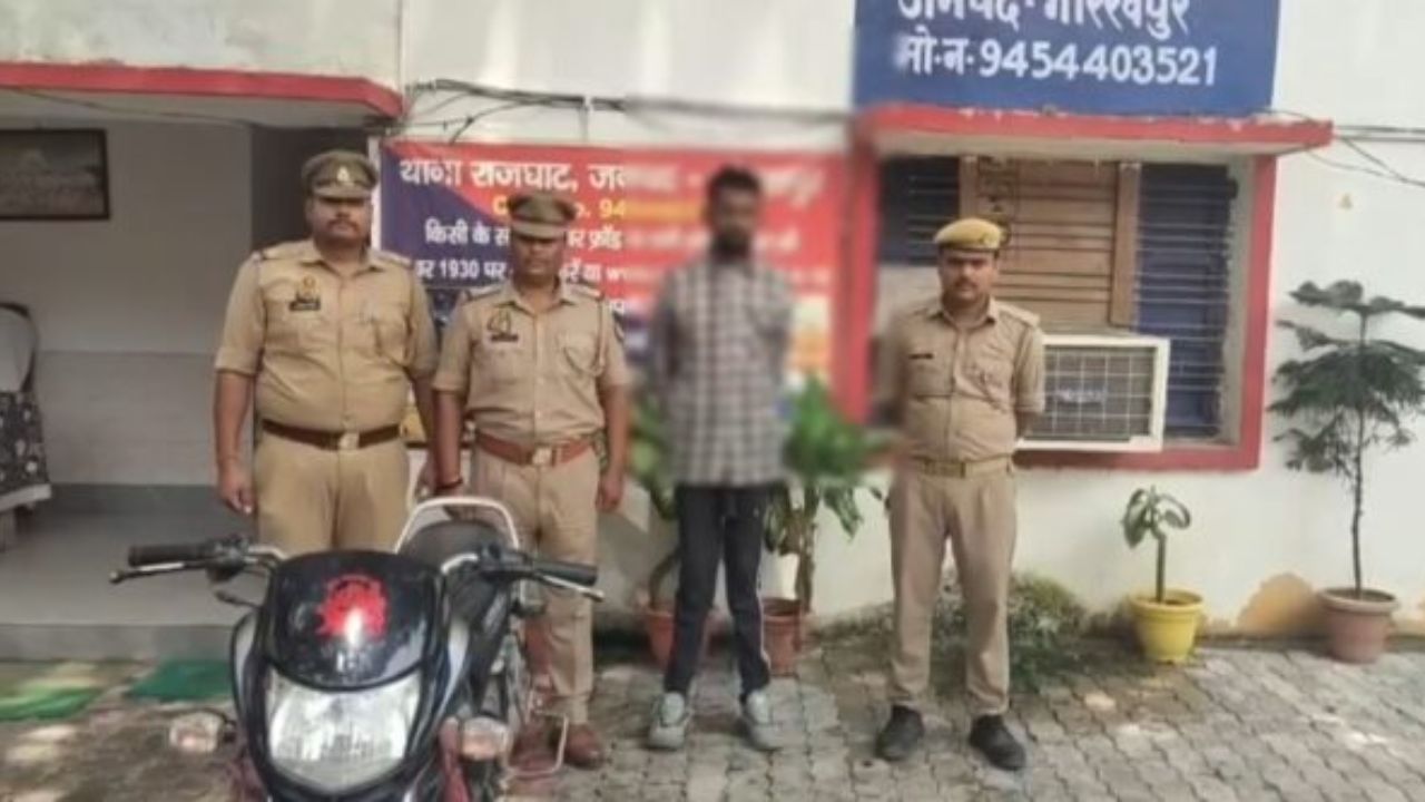 चोरी की बाइक लेकर घूम रहा था, तभी… ऐसे गोरखपुर में पुलिस के हत्थे चढ़ा शातिर आरोपी