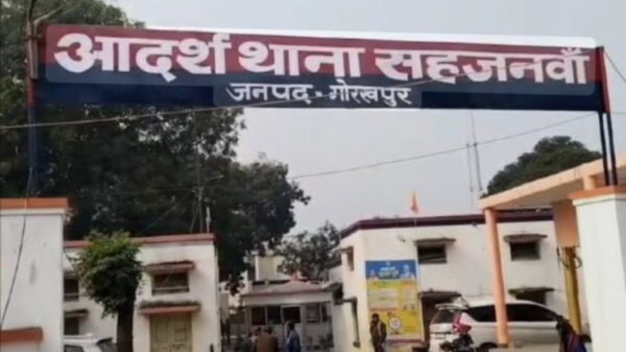 मंजिल तक पहुंचने से पहले गायब हुई अनार से भरी डीसीएम, व्यापारी ने चालक-ट्रांसपोर्टर पर उठाए सवाल