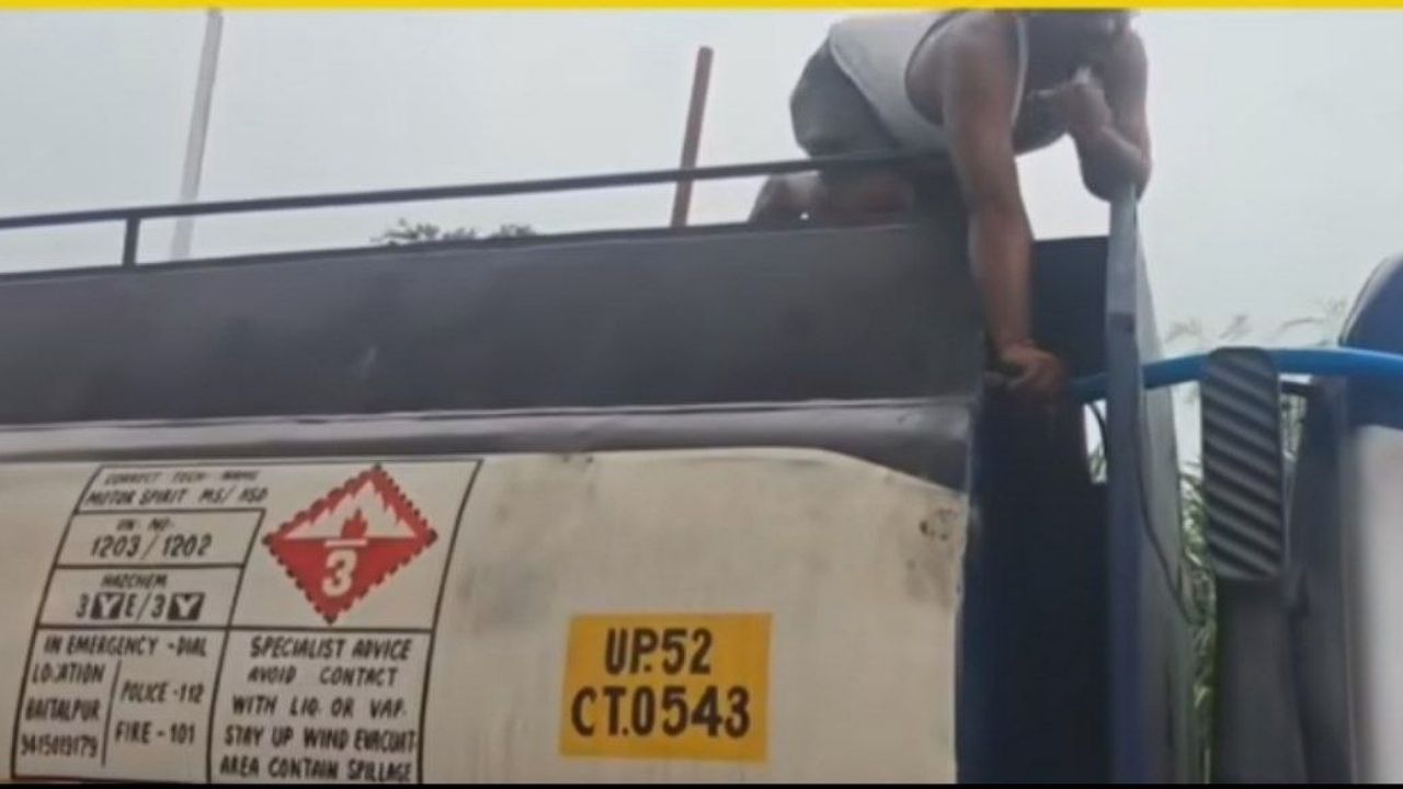 देवरिया पेट्रोल पंप पर चोरी का खुलासा, 300 लीटर ईंधन के साथ पकड़े गए दो लोग