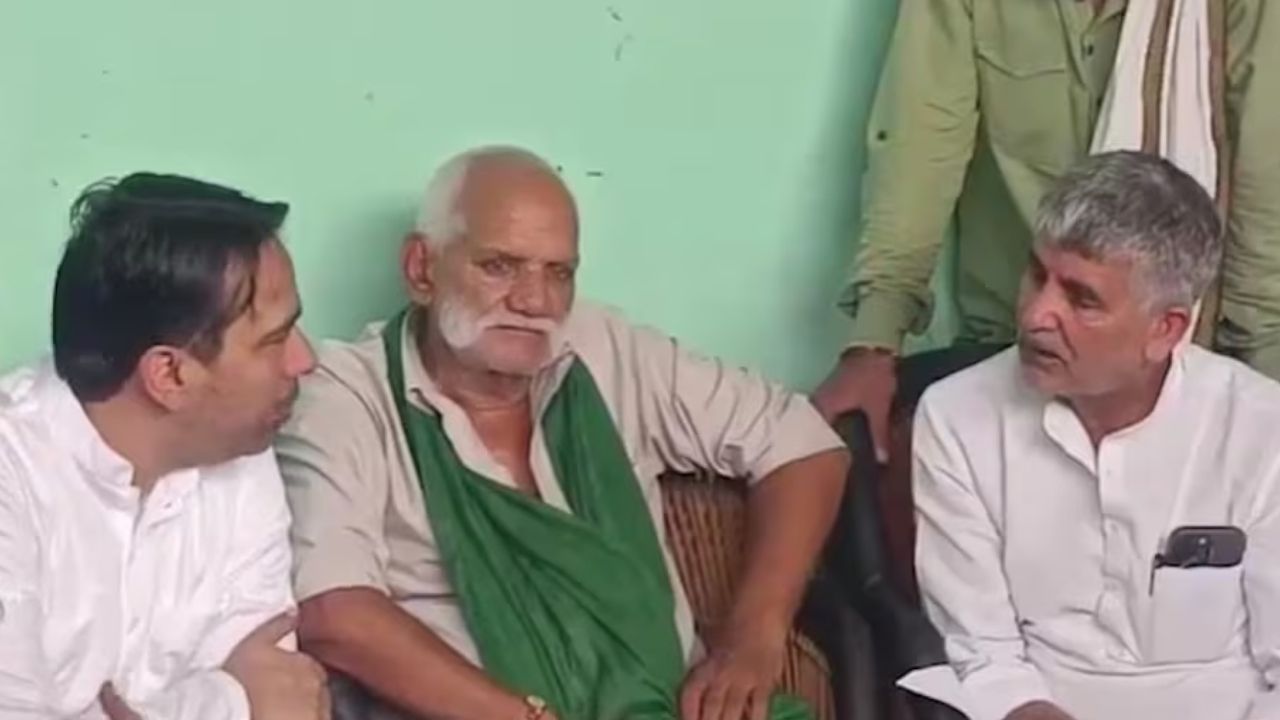 अंकित बालियान के घर पहुंचे जयंत चौधरी, बोले- दो हत्यारे ढेर, किसी आरोपी को नहीं बख्शेंगे