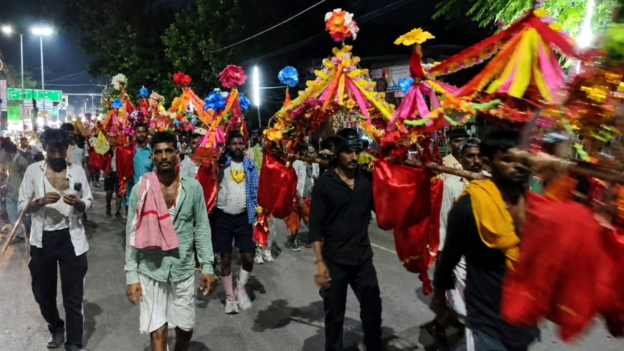 न मन्नत, न प्रचार… सिर्फ आस्था के लिए MP के 150 शिवभक्तों ने शुरू की 800 किमी लंबी कांवड़ यात्रा