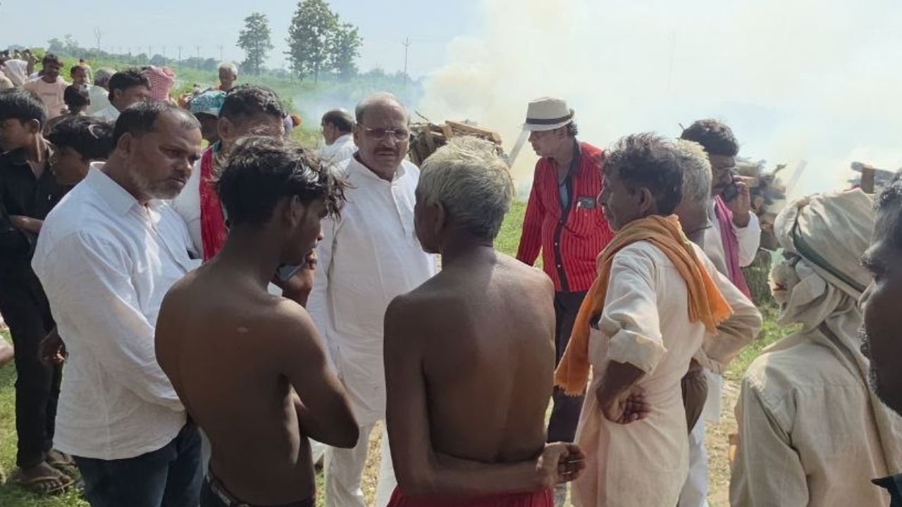 एक हादसे ने उजाड़ दिए चार परिवार! मृतकों के अंतिम संस्कार में पहुंचे पूर्व मंत्री सुशील कुमार टिबड़ेवाल, हर संभव मदद का दिया भरोसा
