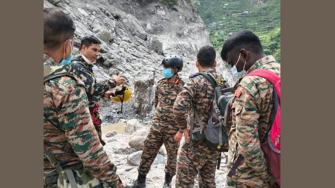 Nepal Flood: मलबे के पहाड़, बंद सुरंगें और अंदर फंसी जिंदगियां; नेपाल में भारतीय वायुसेना का सबसे बड़ा रेस्क्यू मिशन