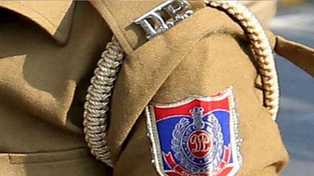 होटल के कमरे में मिला महिला पुलिसकर्मी का शव, साथी हेड कांस्टेबल से भी पूछताछ शुरू, 30 बार ठहरने का रिकॉर्ड आया सामने