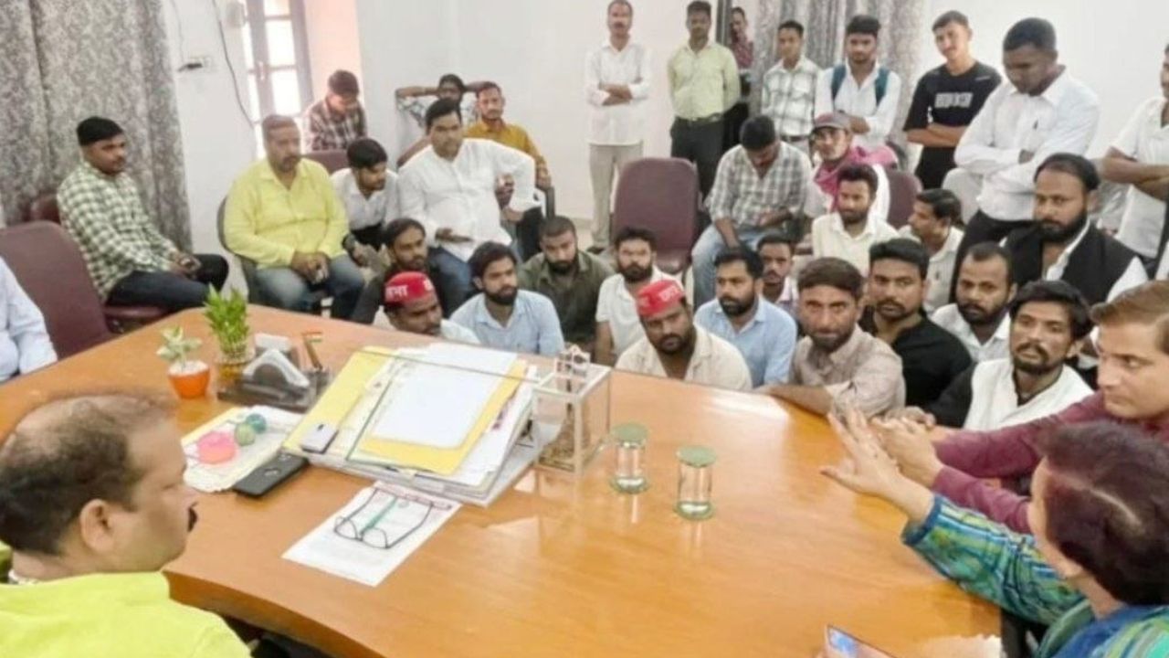 बरेली कॉलेज में शुरू हुआ नया विवाद, समाजवादी छात्र संघ ने सिस्टम से मांगा जवाब