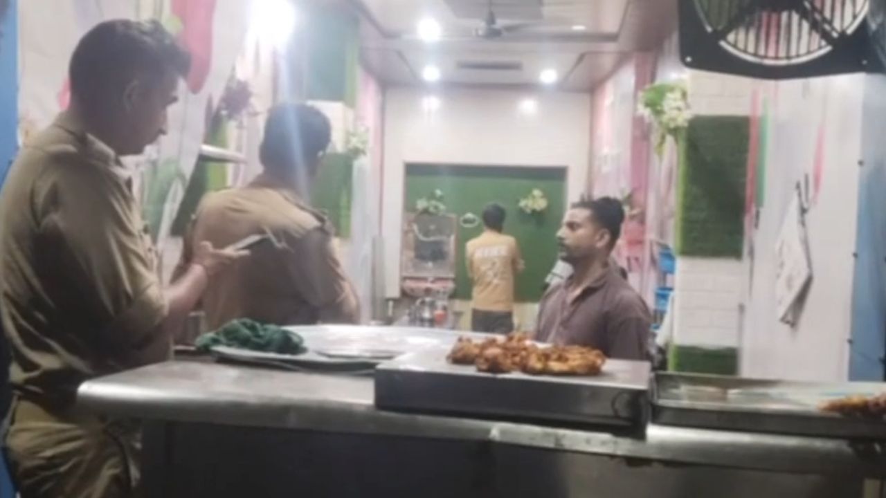 सावन में चिकन-बिरयानी की सूचना से मचा हड़कंप, बरेली में पुलिस ने क्यों उठाया बड़ा कदम?
