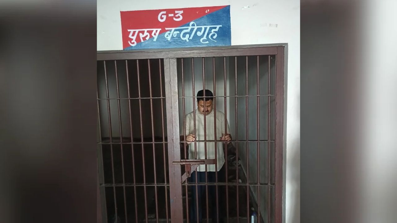 Sitapur: हिस्ट्रीशीटर मुजीब अहमद पर पुलिस का शिकंजा, अब खुलेंगे अपराध की दुनिया के छिपे राज